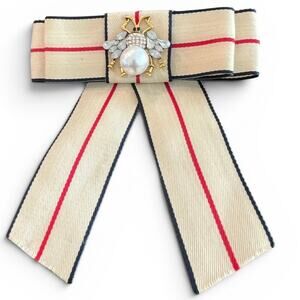 Luxury Designer Hair Clip Barrett Bow Embellished Bee Pearl Green Red Guc cci